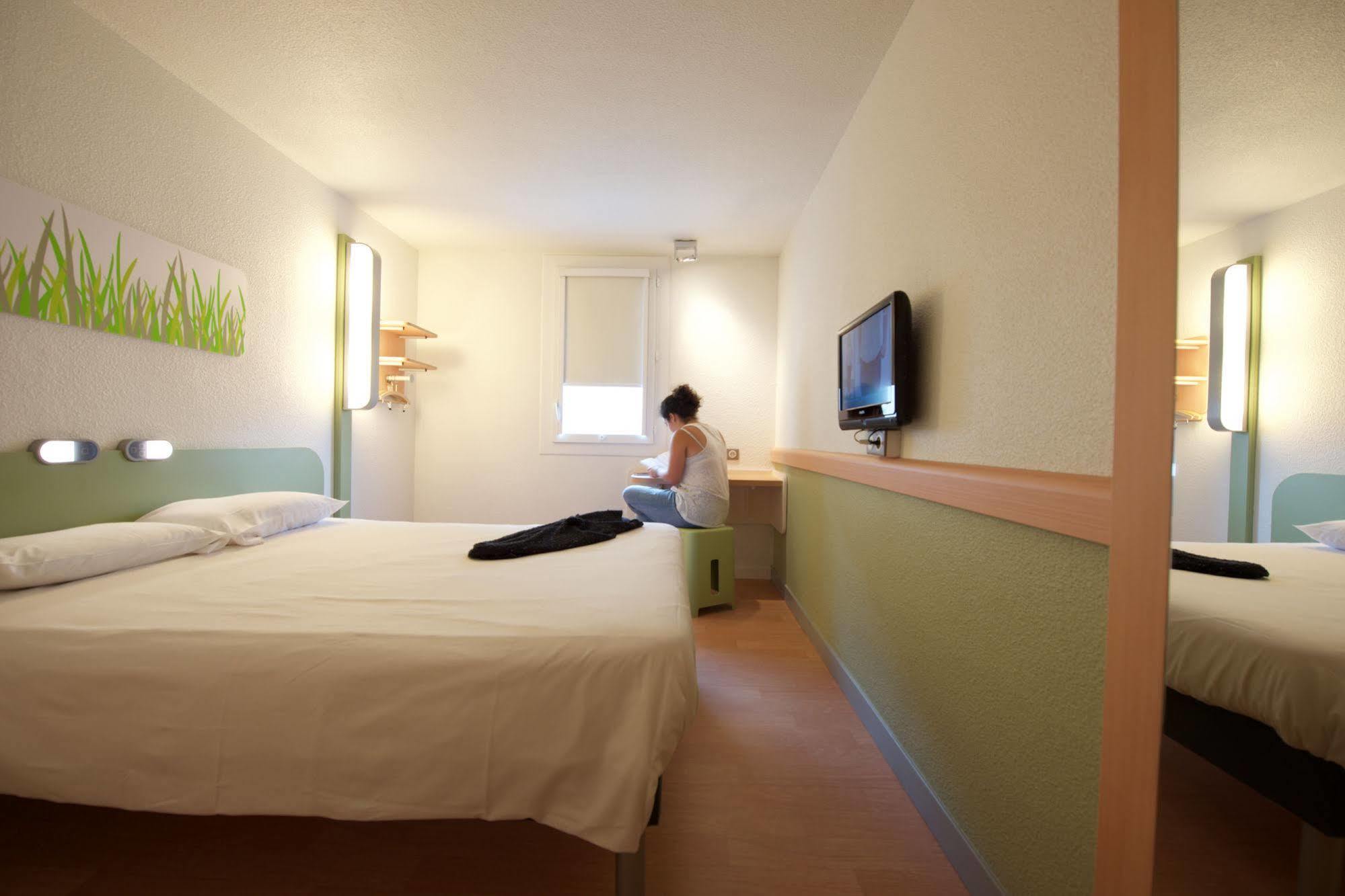 Ibis Budget Saint Paul Les Dax Esterno foto