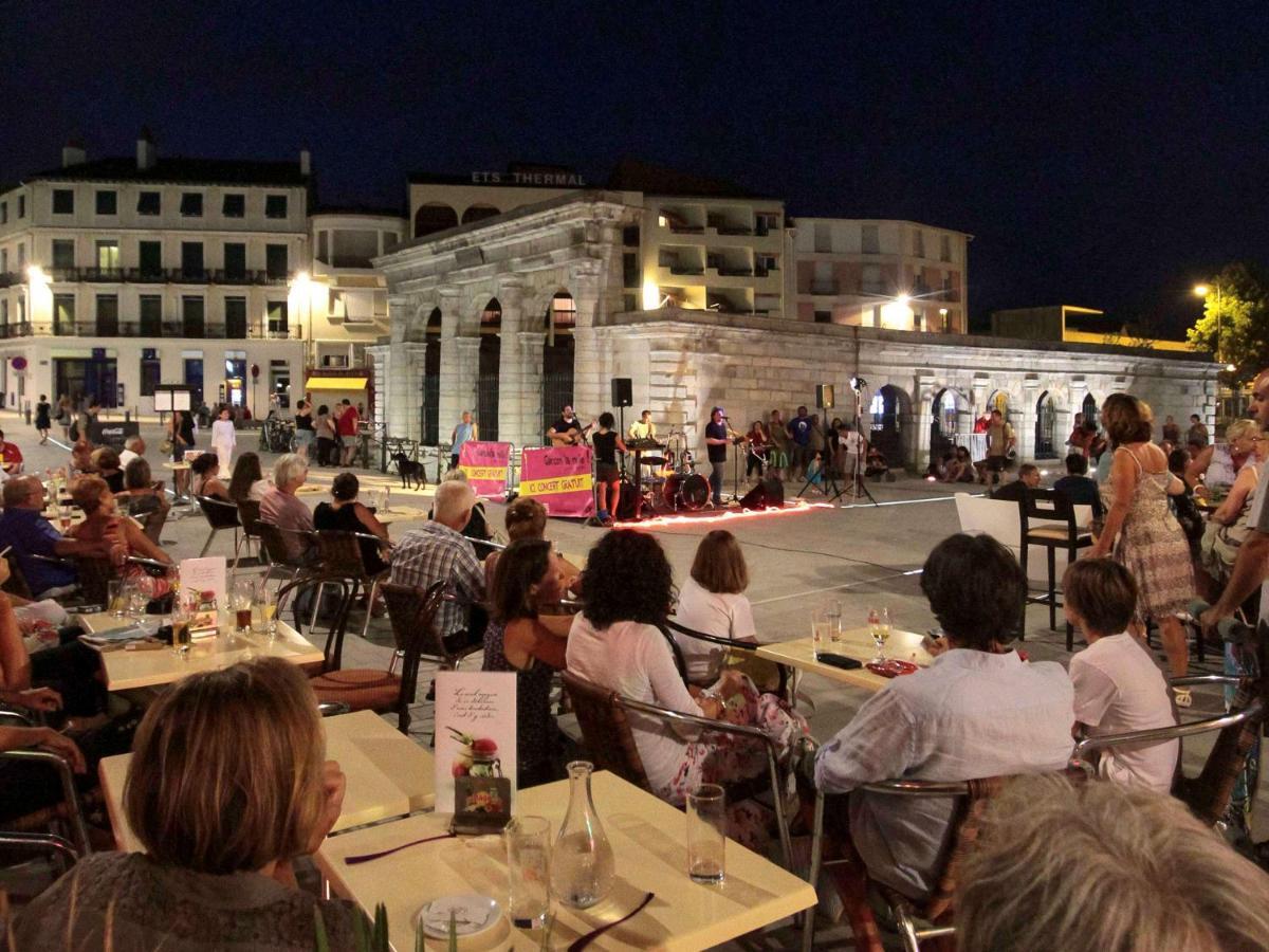 Ibis Budget Saint Paul Les Dax Esterno foto